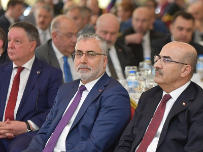 Çalışma Bakanı Işıkhan’dan Bursalı çiftçilere müjde