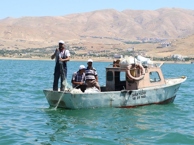 Elazığlı balıkçılar “Vira Bismillah” dedi