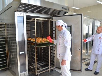 Üniversitemin ekmeğini üretiyorum