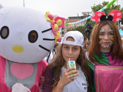 Süt içme rekorunu kırdılar