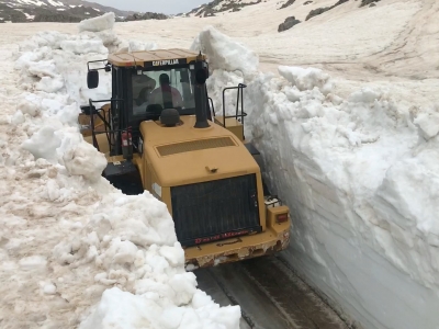 Antalya’da yaylacılara kış, turistlere yaz var