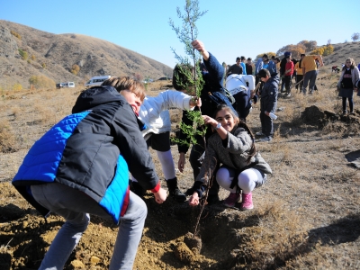 Fidanlar ‘Geleceğe Nefes’ için dikildi