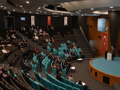 Açık Kaynak Kodlu Yazılım Bilgilendirme Semineri düzenlendi