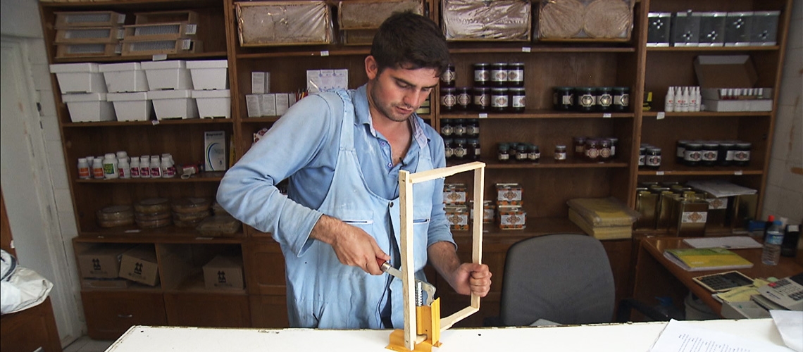 Arıcılıkta Kullanılan Araç ve Gereçler