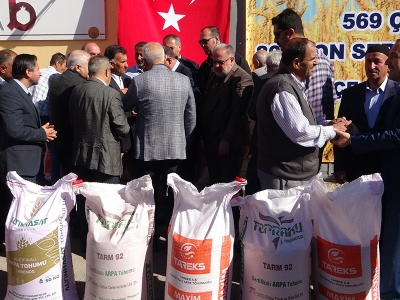 Van'da sertifikalı arpa tohumu dağıtıldı