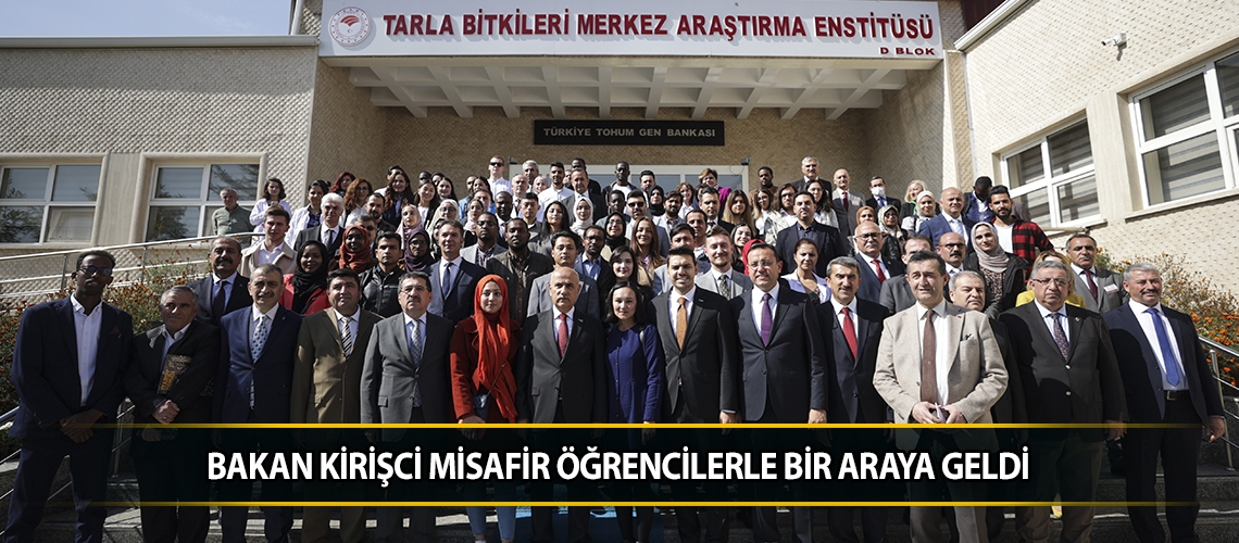 Bakan Kirişci misafir öğrencilerle bir araya geldi