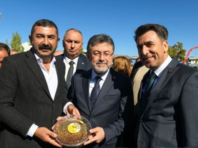 Yumaklı: “Sektörlerin gelişmesi için yeni projeler üreteceğiz”