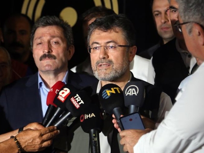 Bakan Yumaklı: “19 orman yangınından 16’sı kontrol altında”