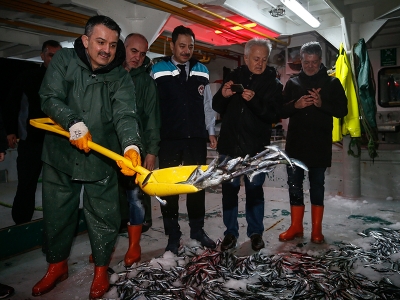 Pakdemirli balık avına çıktı