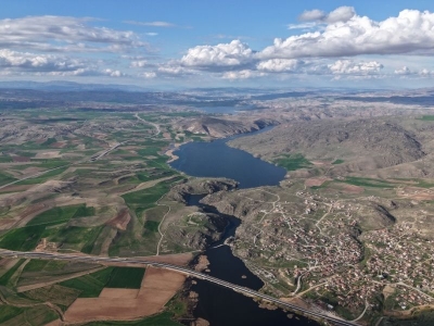 Barajlara bahar bereketi geldi