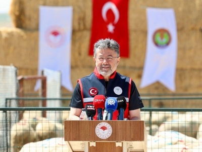 Kırsalda bereket için ilk hayvanlar törenle teslim edildi