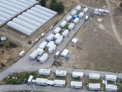 Konteynerler tarım işçilerinin güvenli yuvası oldu