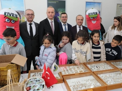 Minik eller tarım ve doğayı şenlikle öğreniyor