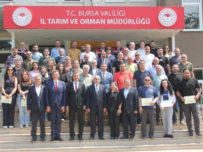 Bursa’da ‘Uygulamalı İpek Böcekçiliği’ eğitimi verildi