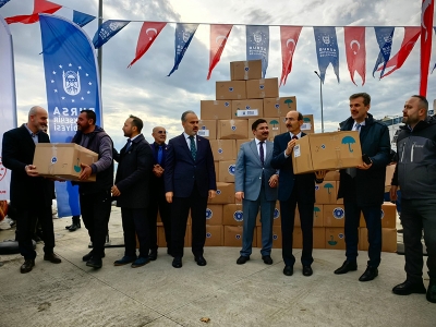 Bursalı balıkçılara destek paketi dağıtıldı
