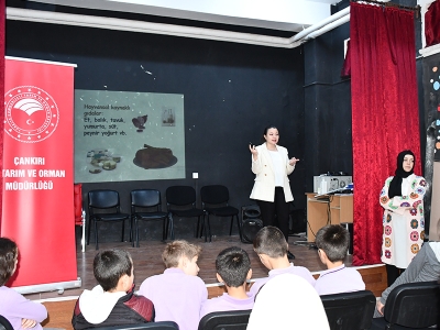 Çocuklar gıda güvenilirliğini uzmanından öğrendi