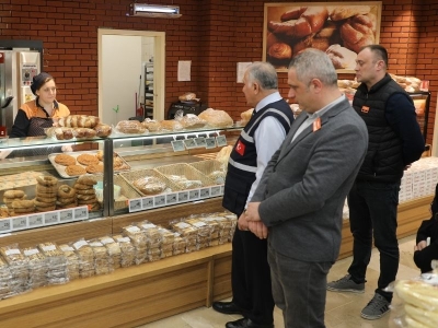 ‘Bayramda güvenilir gıda’ için ekipler sahadaydı