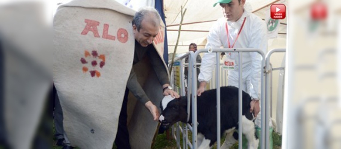Alo Birlik Hattından ilk çağrı Bakan Eker yaptı