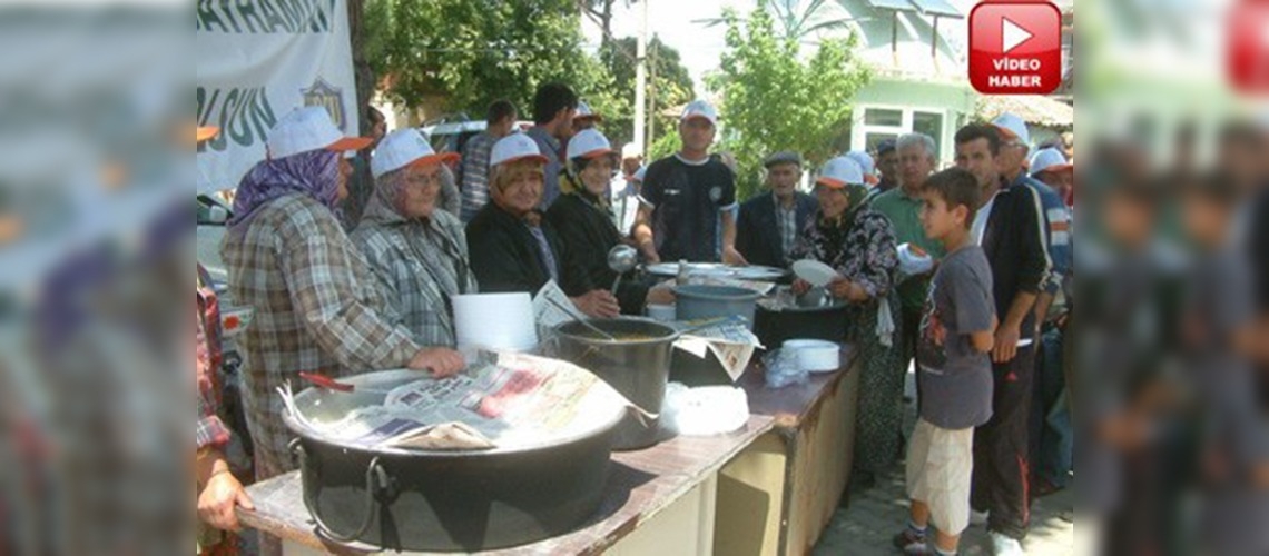 Burhaniyede toprak bayramı çiftçileri buluşturdu