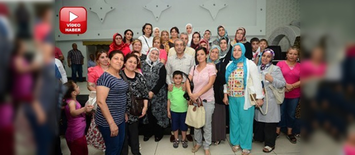 Bakan Eker Urfalı gençleri ağırladı