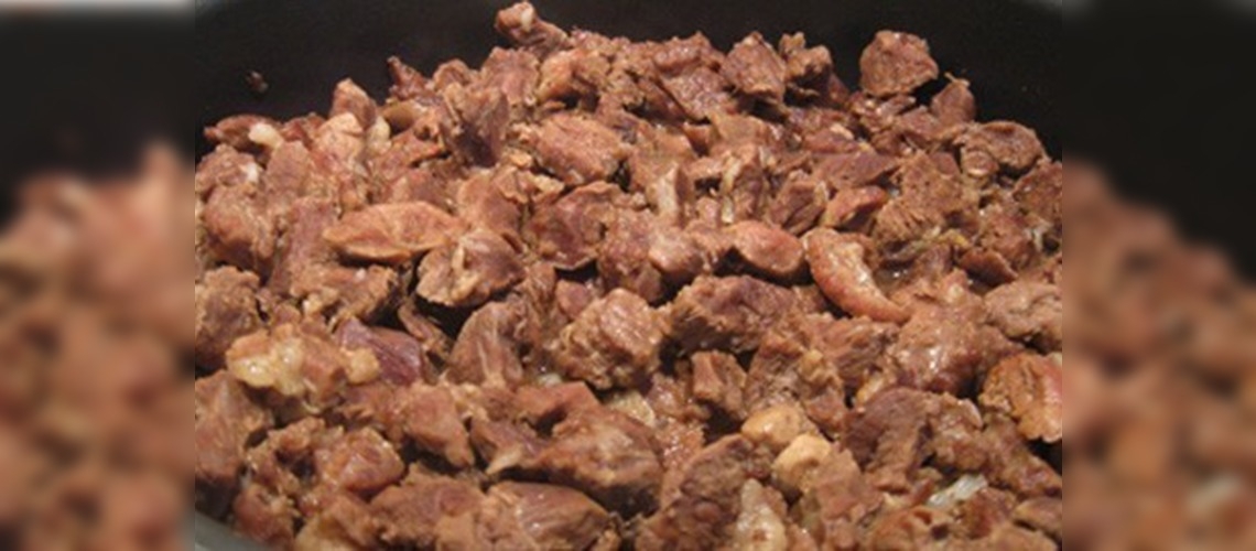 Kurban etlerini nar ve üzüm çekirdeğiyle pişirin