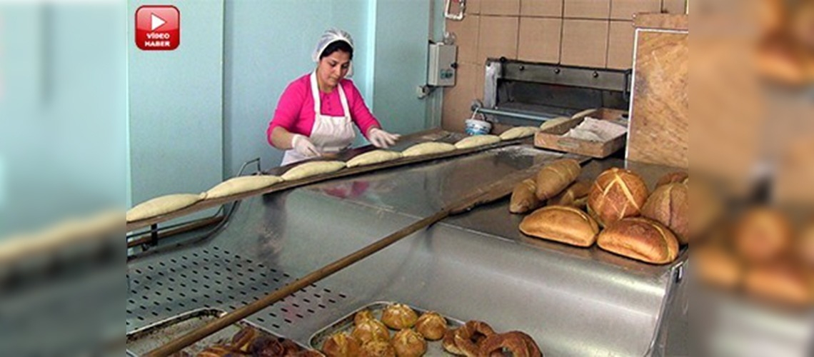 Bodrum'daki bu fırında ekmekler kadın elinde pişiyor
