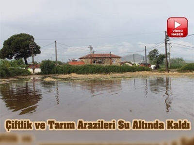 İzmirde şiddetli yağış köyleri vurdu