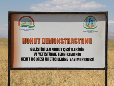 Isparta’da nohut üreticileri bilgilendirildi