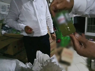 İzmir'de 30 ton tarihi geçmiş gıda ürünü ele geçirildi