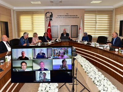 Uzman tarım danışmanları için karma eğitim