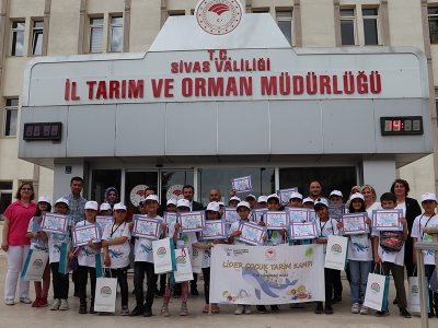 Çocuklar tarımla buluşmaya devam ediyor