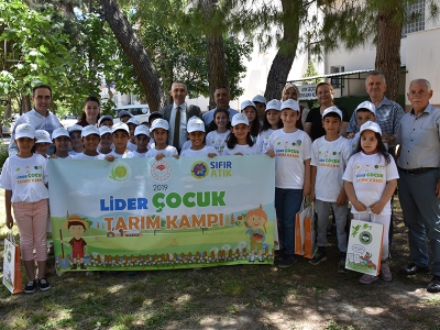 Lider çocuklar Manisa’da tarım kampı yaptı