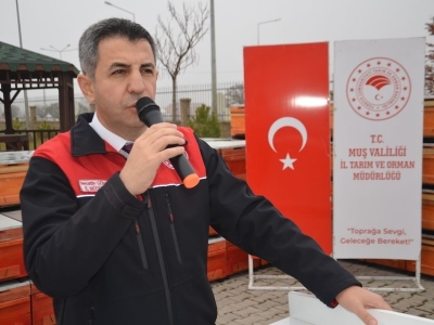 Muş'ta arıcılara bin kovan dağıtıldı