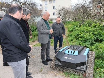 Yabani otları bu robot temizliyor