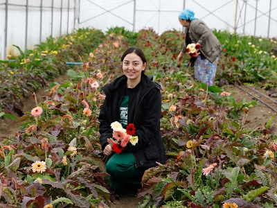 Genç çiftçi destekle işini büyüttü