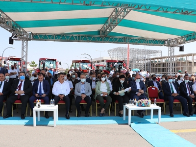 Elektrikli traktör Sivas’ta görücüye çıktı