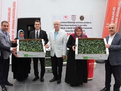 Sivas’ta üreticilere domates ve biber fidesi desteği