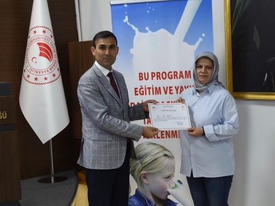 Balıkesirli üreticilere süt eğitimi verildi