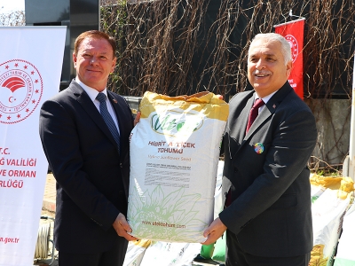 Tekirdağ’da üreticiye ayçiçeği tohumu desteği