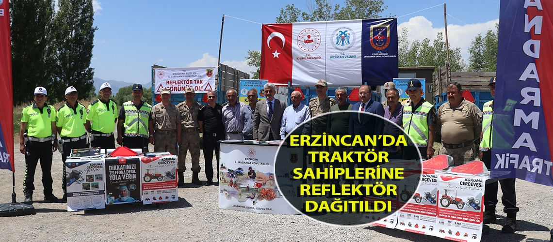Erzincan’da traktör sahiplerine reflektör dağıtıldı