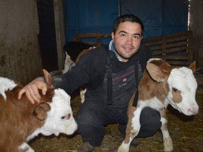 “Uzman Eller” ile besiciliğe başladı