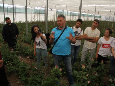 Çiçekler Yalova’nın konumunu seviyor