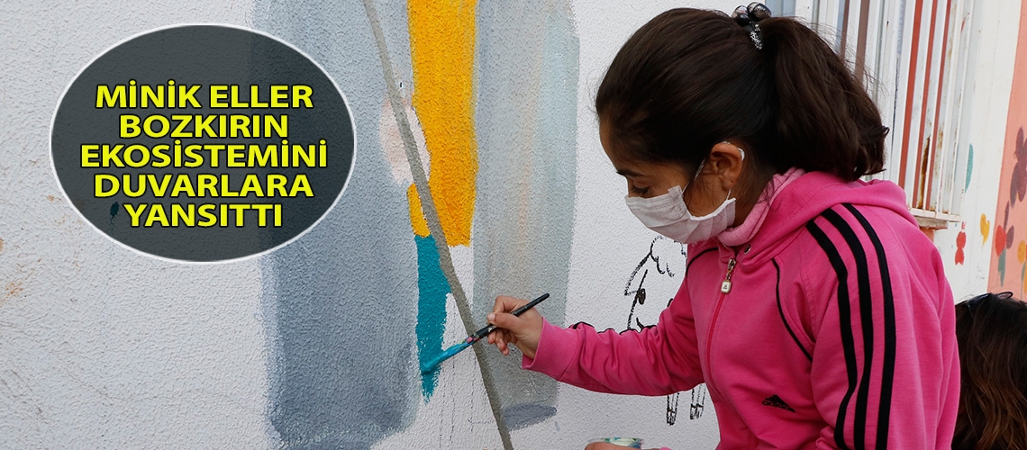 Minik eller bozkırın ekosistemini duvarlara yansıttı