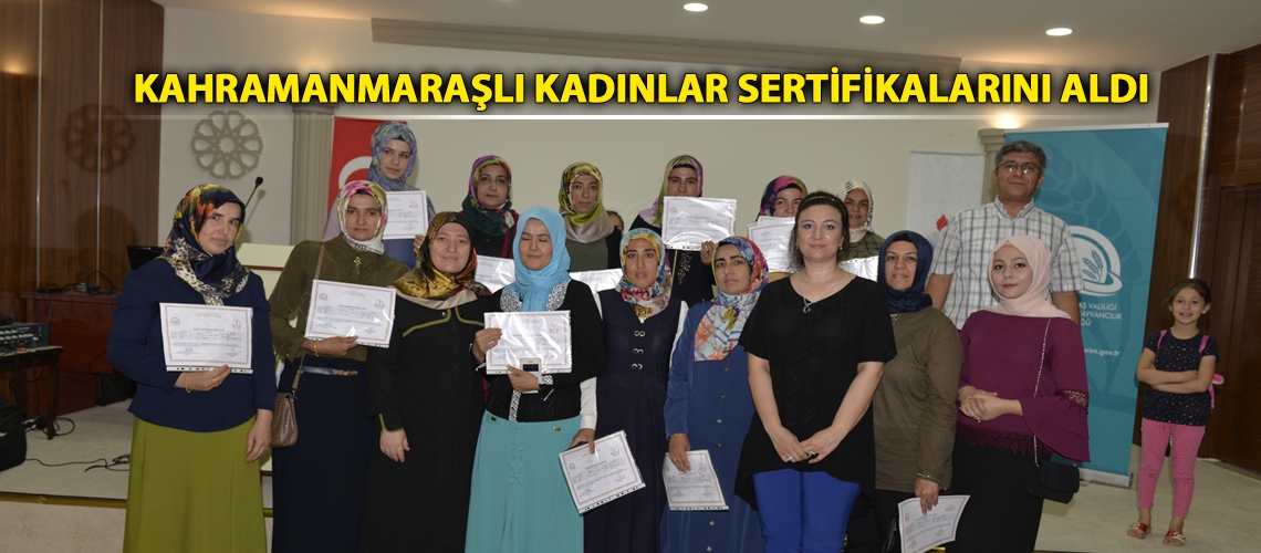 Kadın çiftçiler mezun oldu