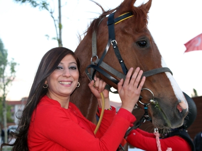 Türkiye’nin ilk lisanslı kadın seyisleri