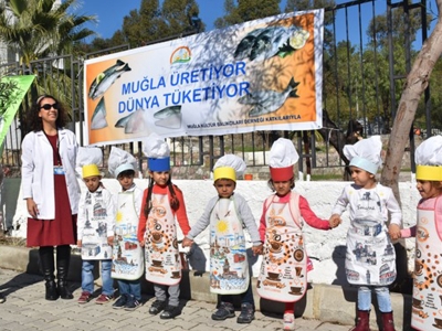 Balık yiyorum sağlıklı büyüyorum