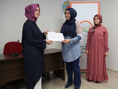 Bursalı çiftçilere eğitim ve sertifika verildi