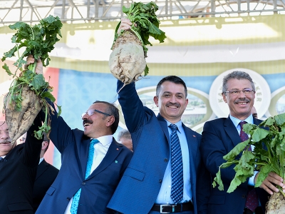 Bakan Pakdemirli: “Geleceğin sektörü tarım olacak”