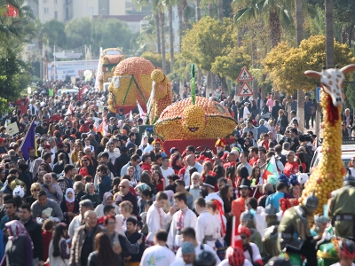 Mersin Narenciye Festivali renkli görüntülerle başladı