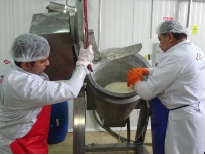 Destekle tesis kurdu, günde 10 ton üretim yapıyor